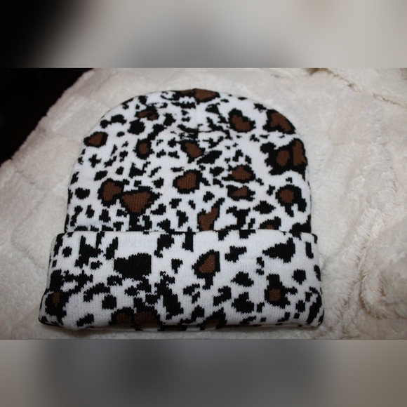 boutique Accessories - COWGIRL CUTIE KNIT BEANIE — Rustic Rodeo